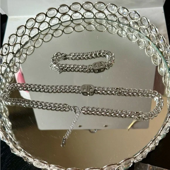 KC Chic Silver Necklace & Bracelet Bracelet Set ~ Never Worn “K18” - Picture 10 of 11